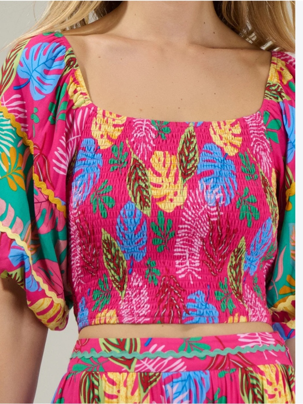SUGARLIIPS MARINA TROPICAL CROPPED TOP